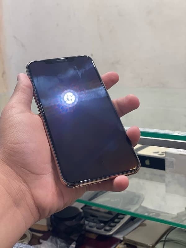 IPHONE 11 pro max for sale 3