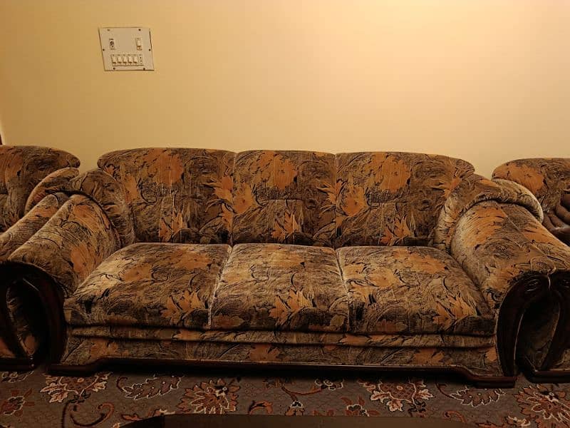 5 Seater Sofa Set just like new 2