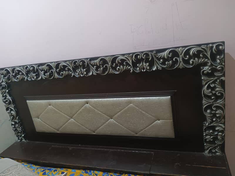 Used King Bed ( 78 x 72  ) for sell  - Only Bed 2