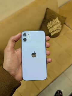 iphone 11 (64) GB