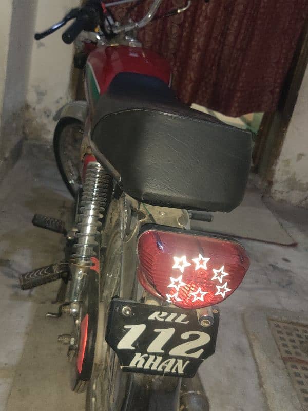 hi speed bike ha condition all ok ha double samaan ha 3