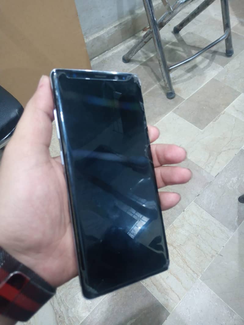 Samsung Mobile Note 8 4