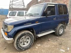 Land Cruiser 1992 Model.