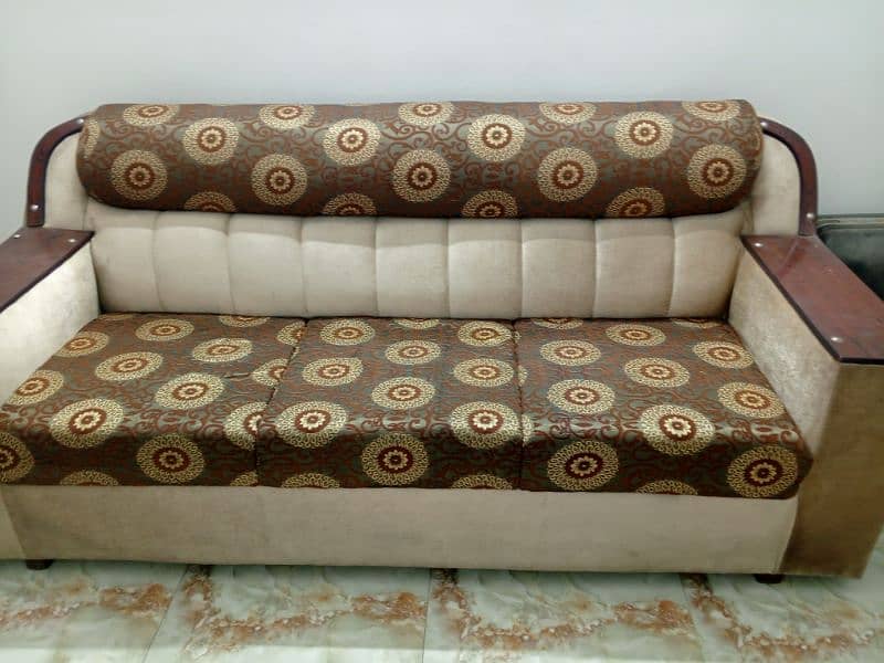 Beautiful design sofa 3