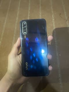 vivo S1