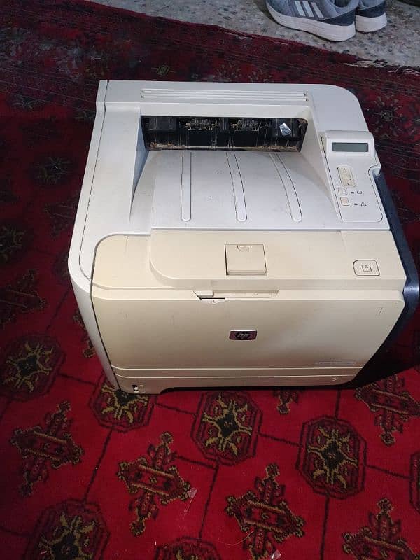 HP Lazer Jet 2055 printer 1