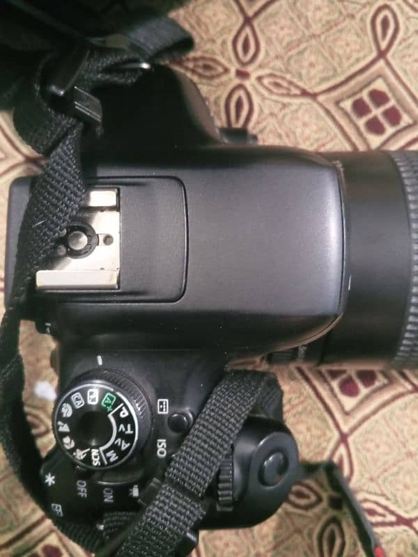 Canon DSLR 750D Model 4