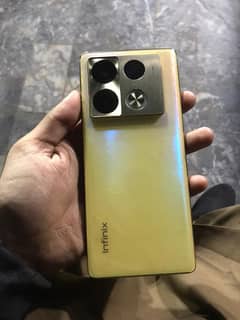 infinix note 40 pro golen color