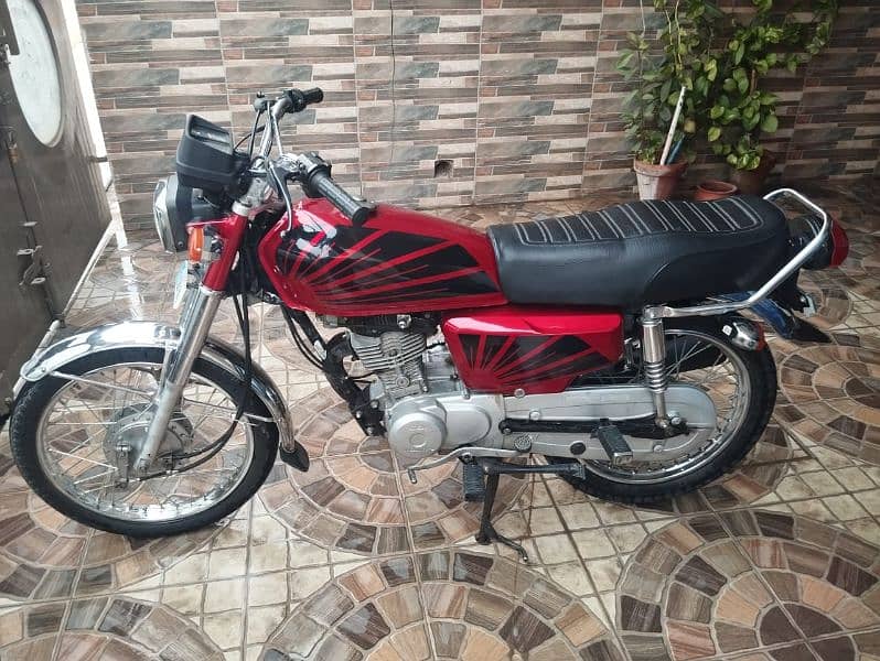 Honda 125 model 2022 register 21 fresh condition 3