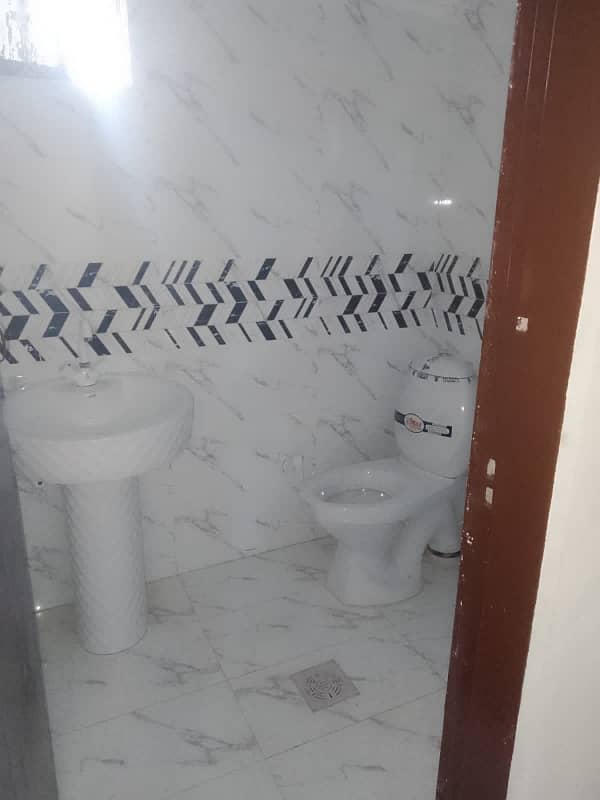 2nd Floor 2 Bed D/D Flat For Rent In Gulshan Block 13d2 1