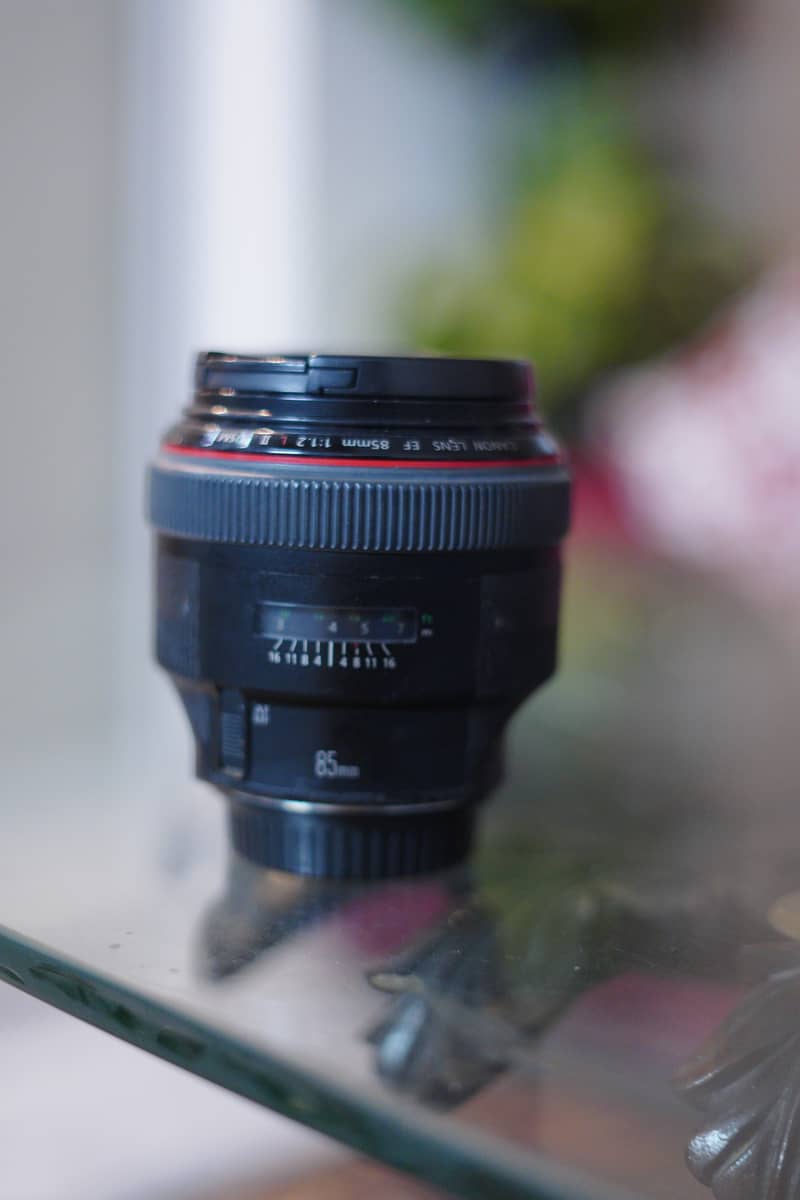 Canon 85mm F/1.2 Lii USM Lens 1