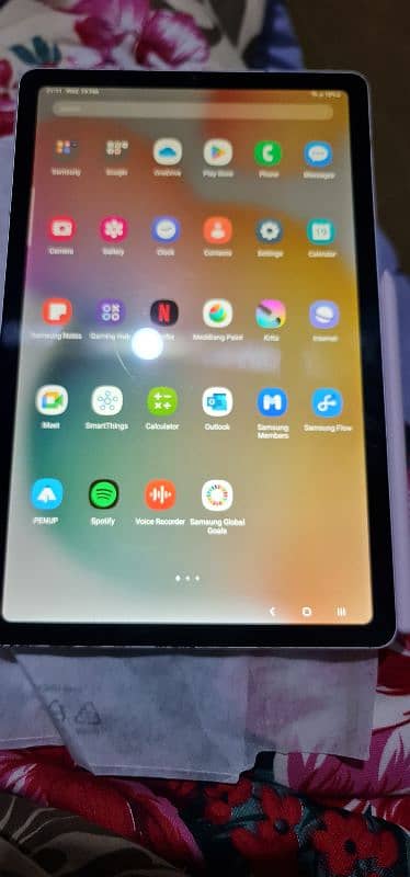 Samsung s6 lite tab with original SPen 4