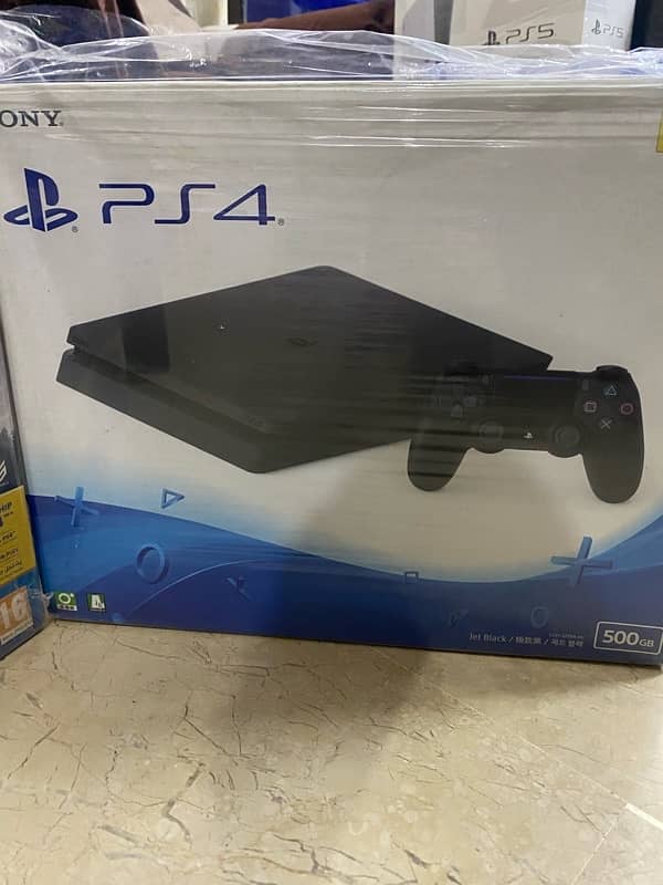 PS4 SLIM 4