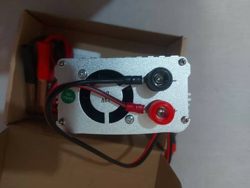 DOXIN 1500W Power Inverter 12V To 220V 2