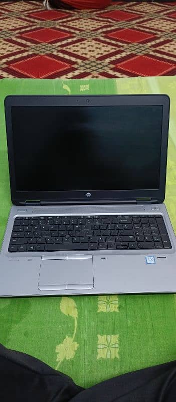 Hp probook corei5 6 gen 9