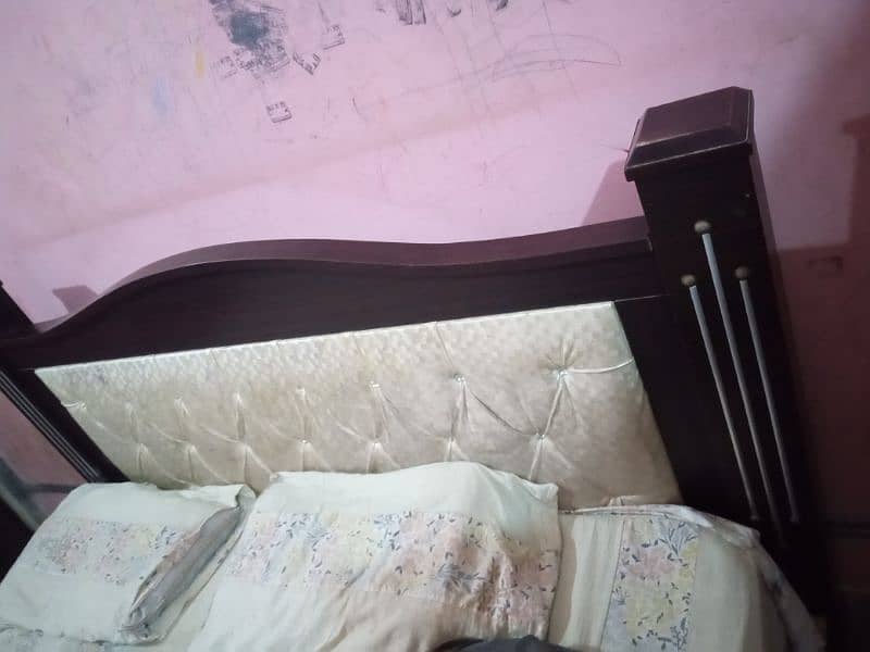 bed for sale with dressing 1