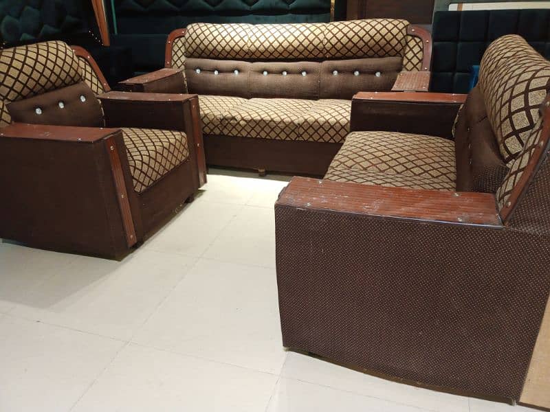 slightly used sofa set 3 2 1 seater call 03124049200 2