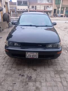 Toyota Corolla 2.0 D 2000(black queen )