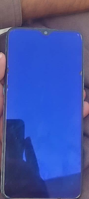 vivo s1 8 ram or 256 memory 4