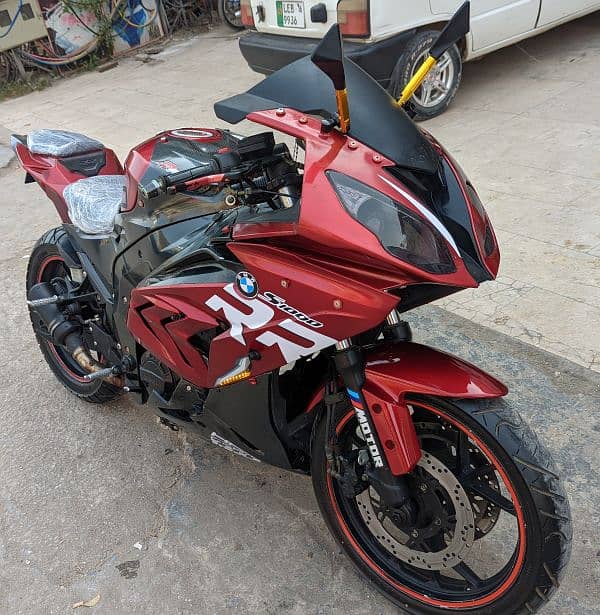 BMW S1000RR replica 250cc single cylinder 0