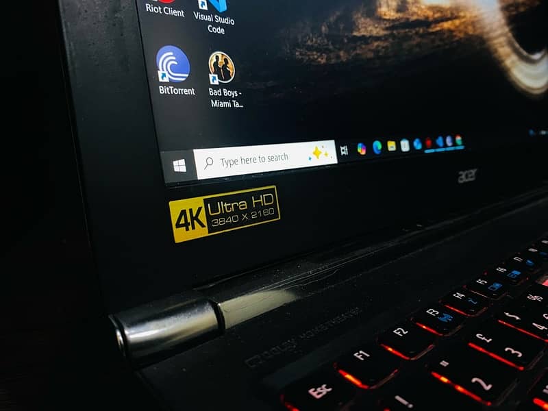 Acer Aspire Nitro Gaming 4K DISPLAY  GTX 960 2