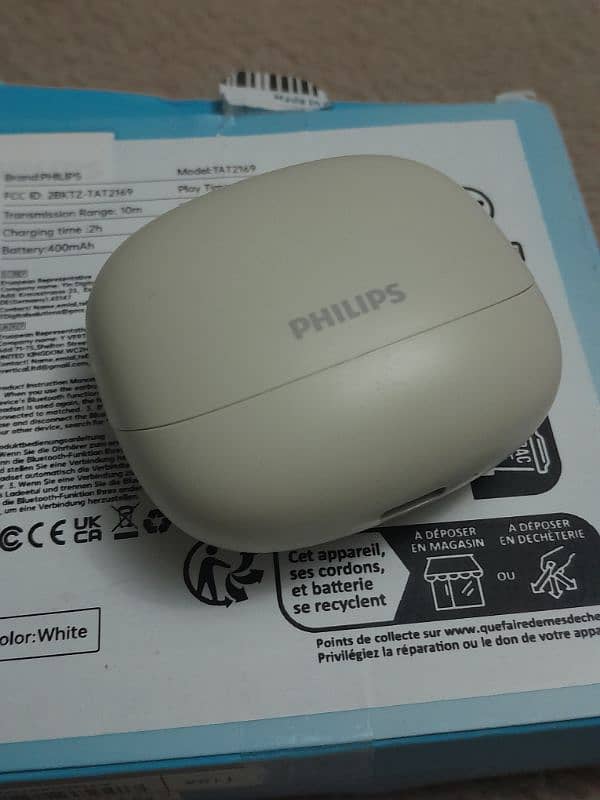 Philips original earphones 2