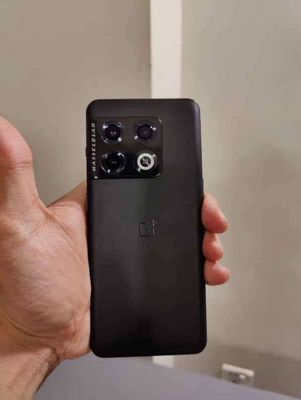 OnePlus 10 pro official approved 1