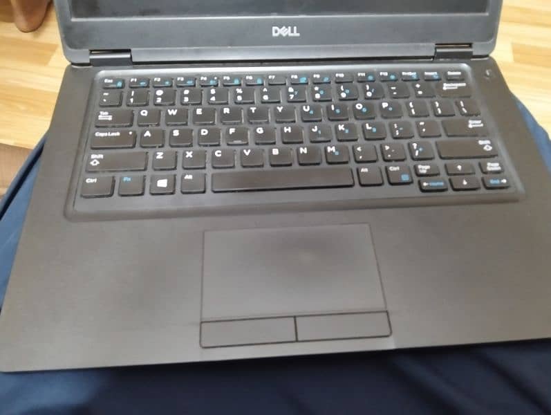 dell latitude 5490 || 8gb 256gb || 8th genration i5 with charger 5