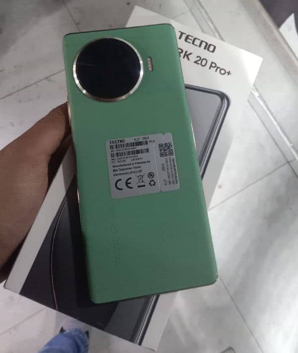 Tecno Spark 20 pro + 0