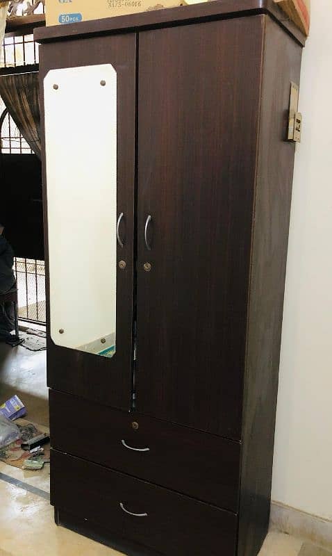 Selling Single bed wth mattress and 2 door wardrobe in great condition 2