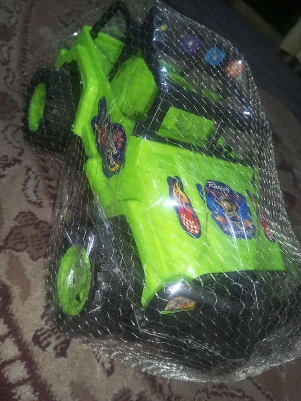 Jeap car for kids S. G car 4