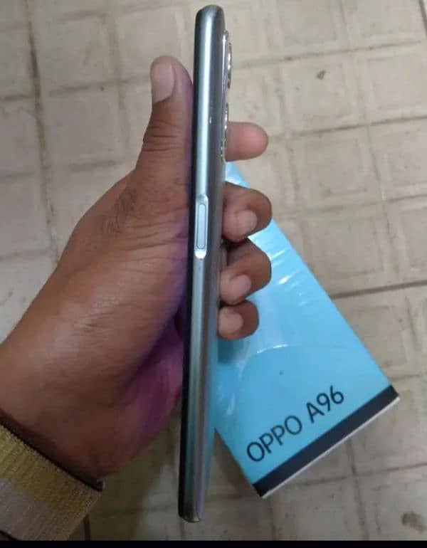 oppo A96 is for sale 3