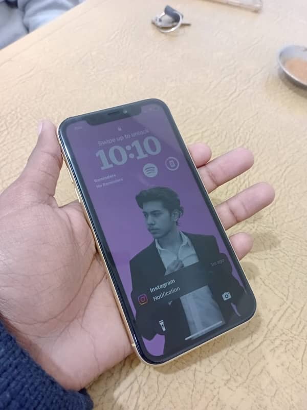 I phone XR Factory(2 month esim time) 5