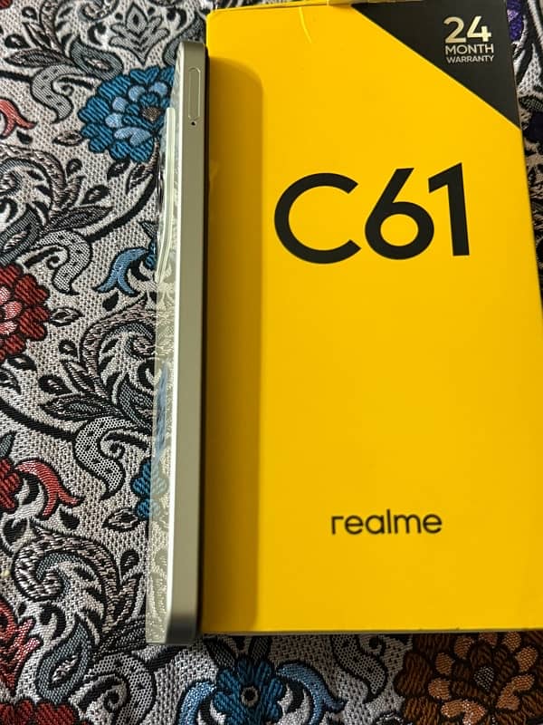 Realme C61 3