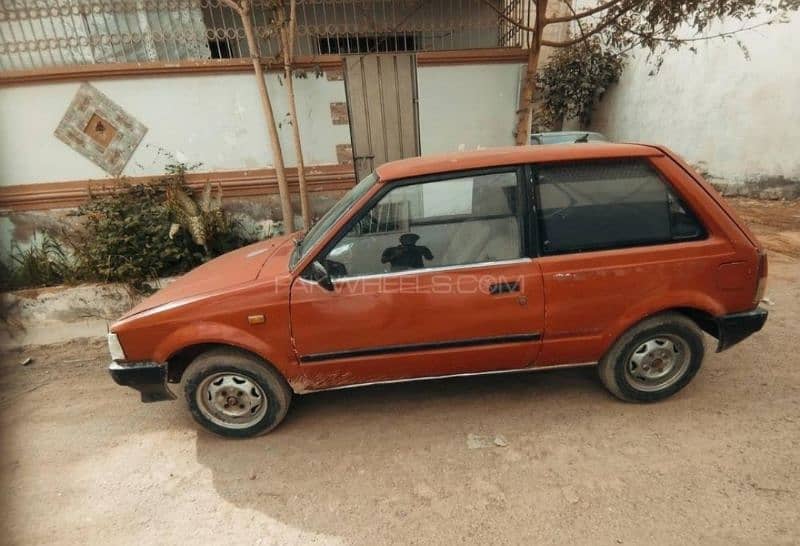 Daihatsu Charade 1986 (Two Door) 2