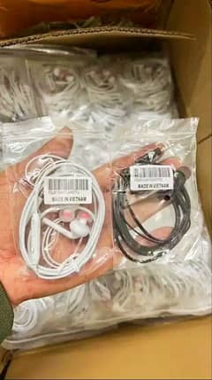 Handfree with original sound white/black