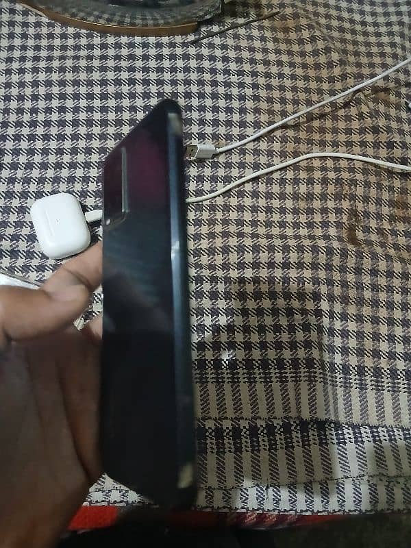 vivo y33t fresh n original condition 1