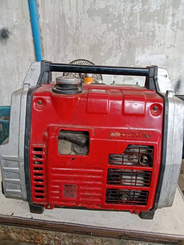 Honda EM650 Generator 1