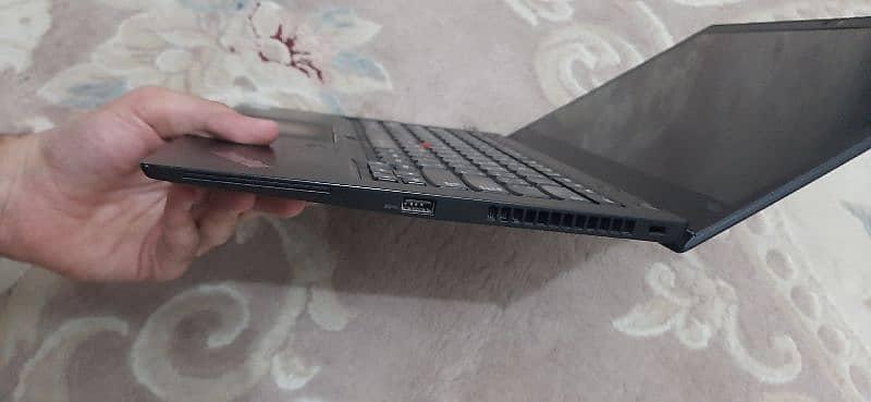 Lenovo thinkpad T480s i7 8th generation 2