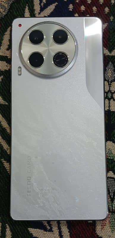 Tecno Camon 30 0