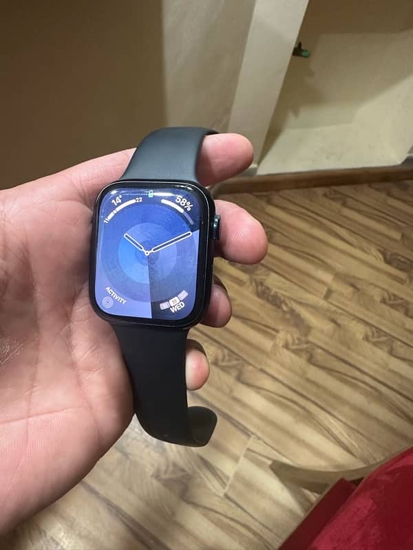 Apple Watch Series 9 45mm GPS & Cellular 3