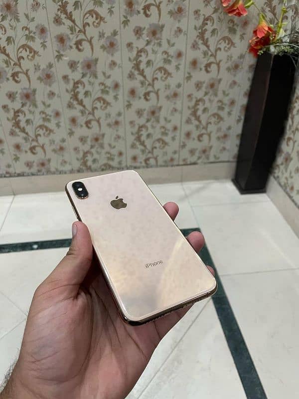 I phone xs max 256gb Factory Non pta 10/10 condition 6