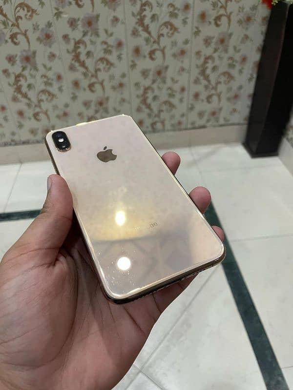 I phone xs max 256gb Factory Non pta 10/10 condition 7