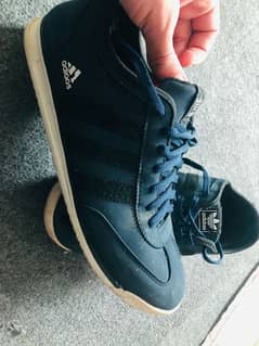 addidas