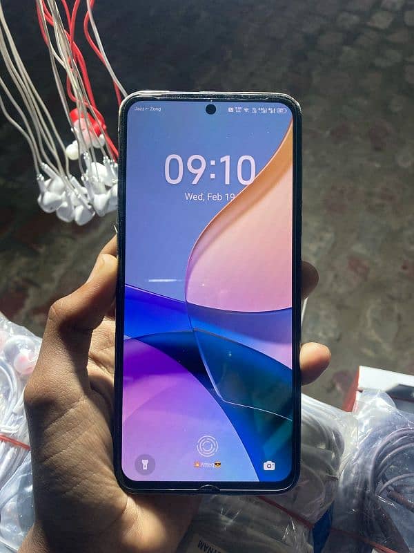 Tecno spark 30 pro(limited edition) 3