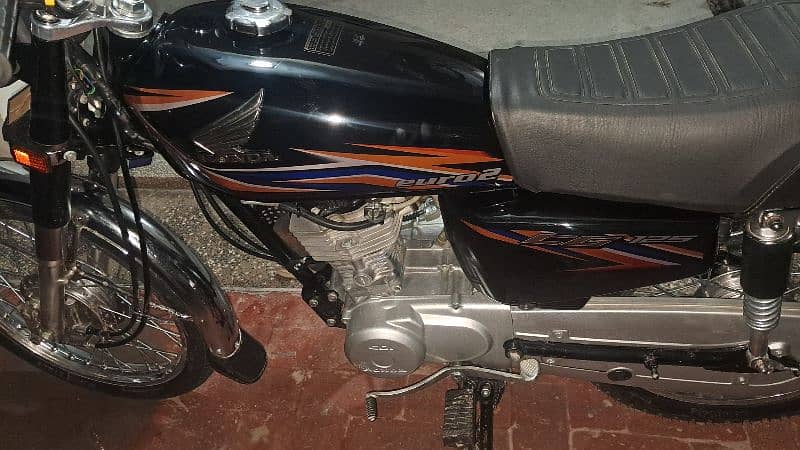 honda 125 forsale lodhran no complete documents 4