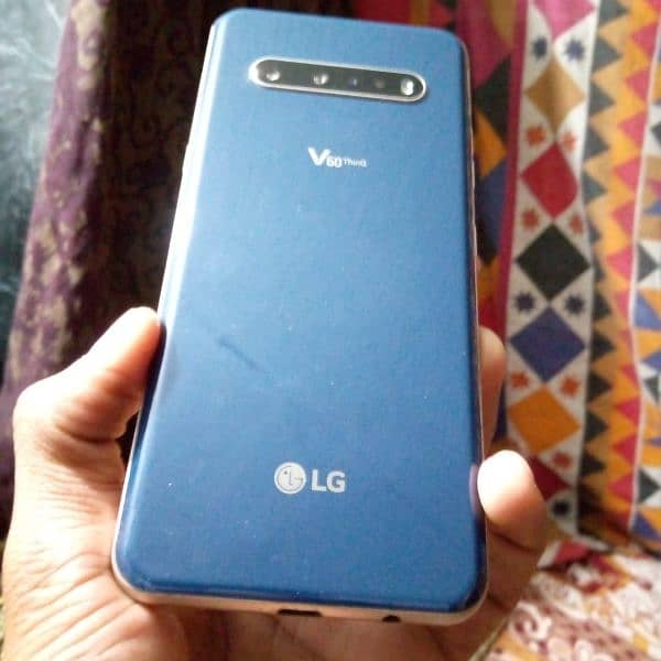 lg V60 Thinq 5G 4