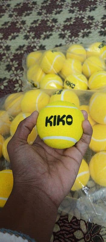 Excellent quality FG Don and Kika tennis ball available. 2