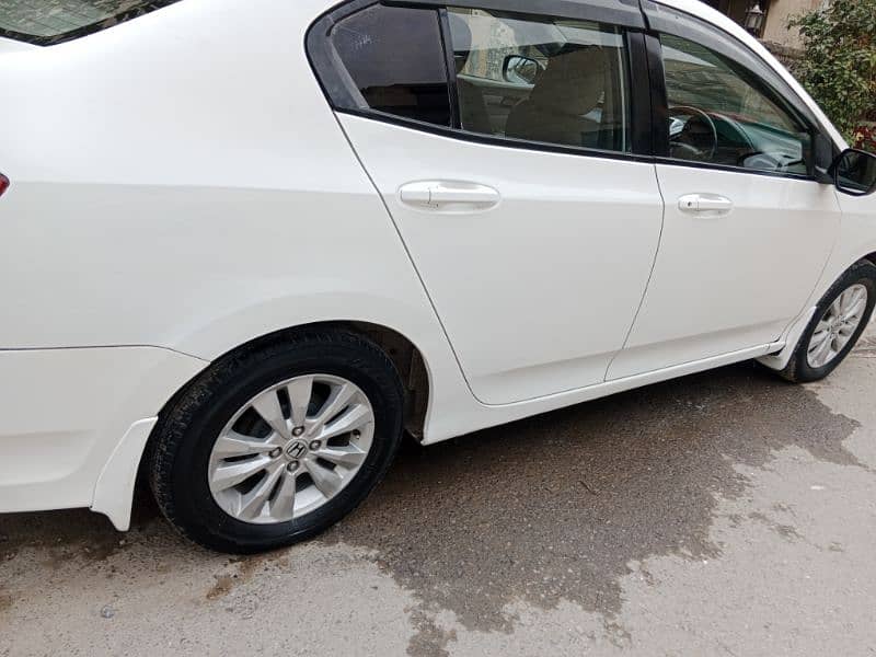 Honda City Aspire 1.5  2016 model 4