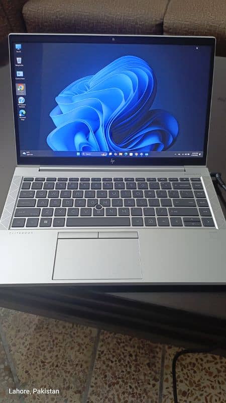 elitebook 845 g8 0